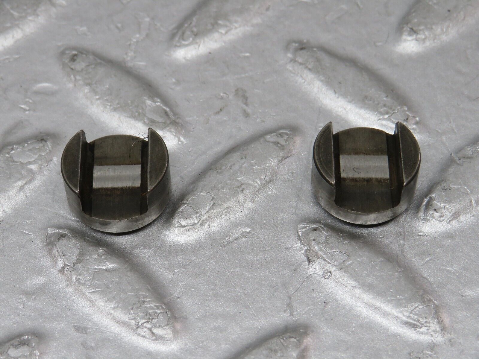 35644 Mercedes-Benz R107 280SL Valve Rocker Arm With Spring And Tappet