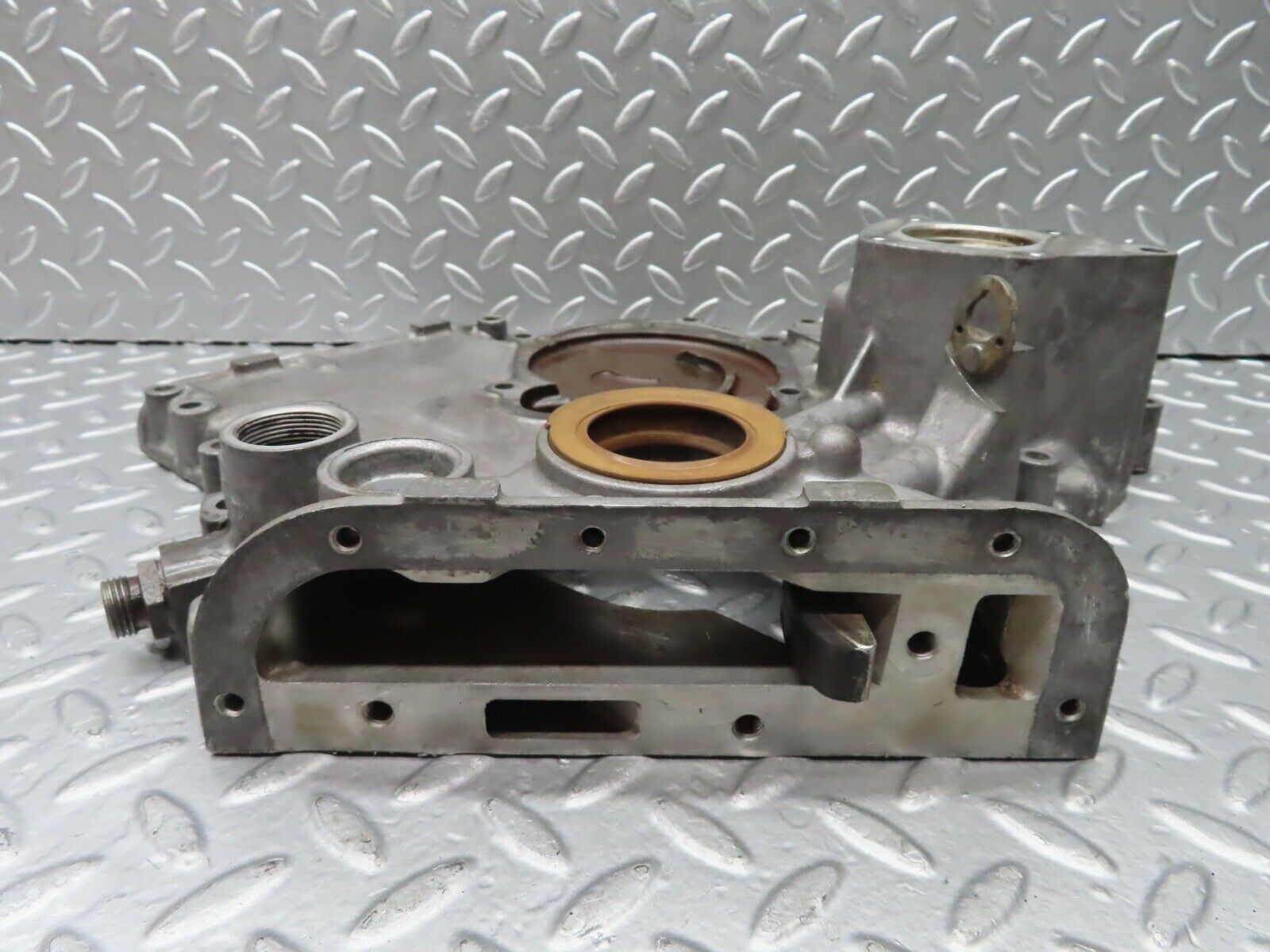 20735 Mercedes-Benz R107 450SL Timing Chain Cover 1170151001