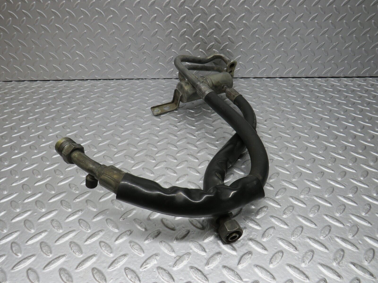 39219 Mercedes-Benz R107 500SL Air Conditioning Air Dryer