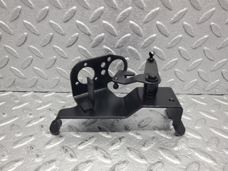 W112 throttle linkage used OEM