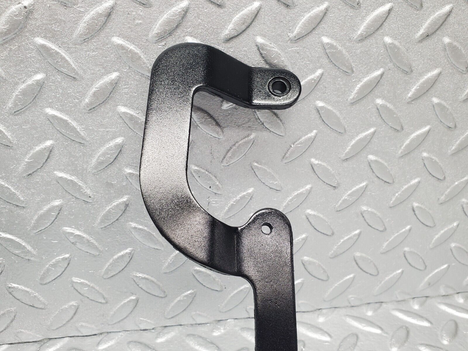 46642 Mercedes-Benz C123 280CE Coupe Bonnet Hinge Right Side