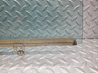 W123 front right door window glass used OEM