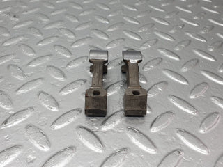 W108 valve rocker arm with retaining spring used OEM