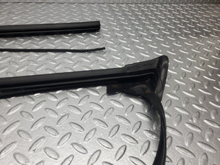 R129 SL front windscreen rubber seal used OEM