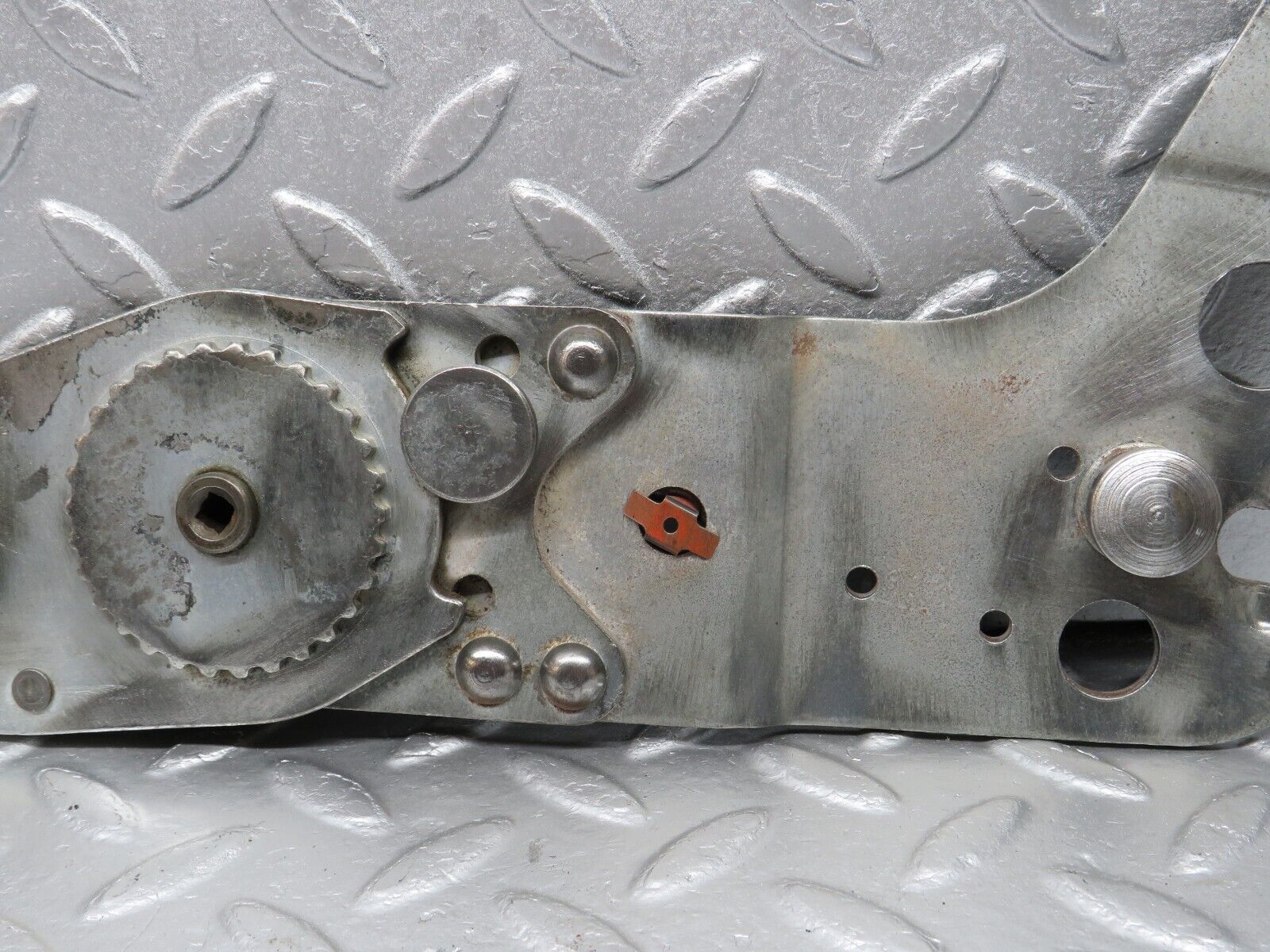 40016 Mercedes-Benz R107 350SL Front Left Seat Hinge 0009109586