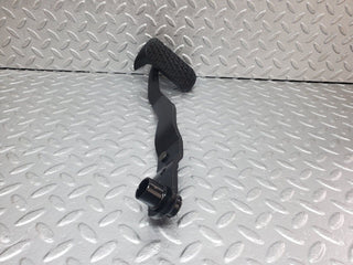 W123 brake pedal with rubber used OEM