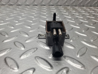 W124 Cabriolet vacuum control valve used OEM