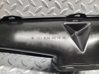 46506 Mercedes-Benz C123 280CE Coupe Air Duct Vent Pair 1238300219 1238300119