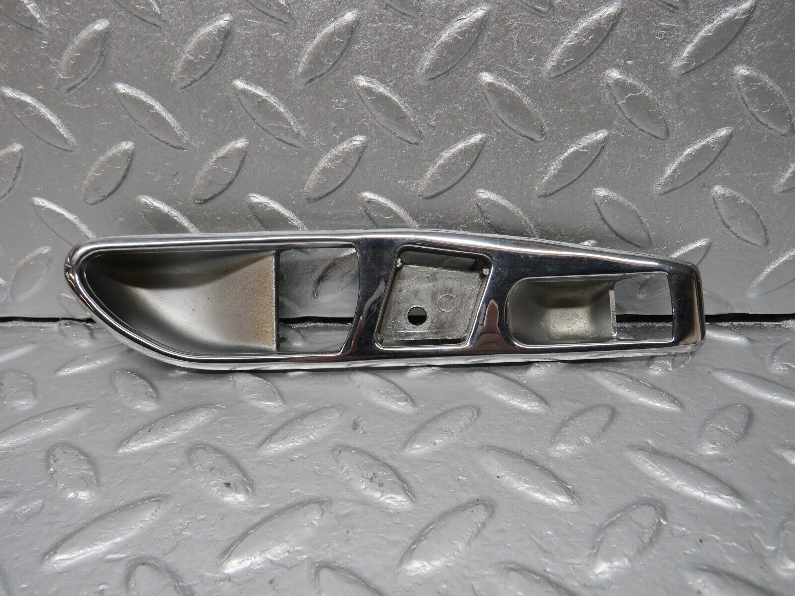 40010 Mercedes-Benz R107 350SL Interior Door Handle Chrome Surround Left