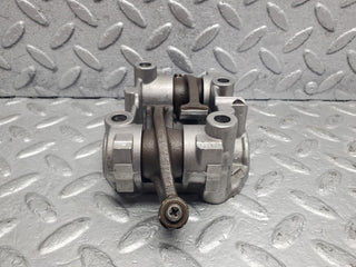 W124 rocker arms camshaft bearing block used OEM