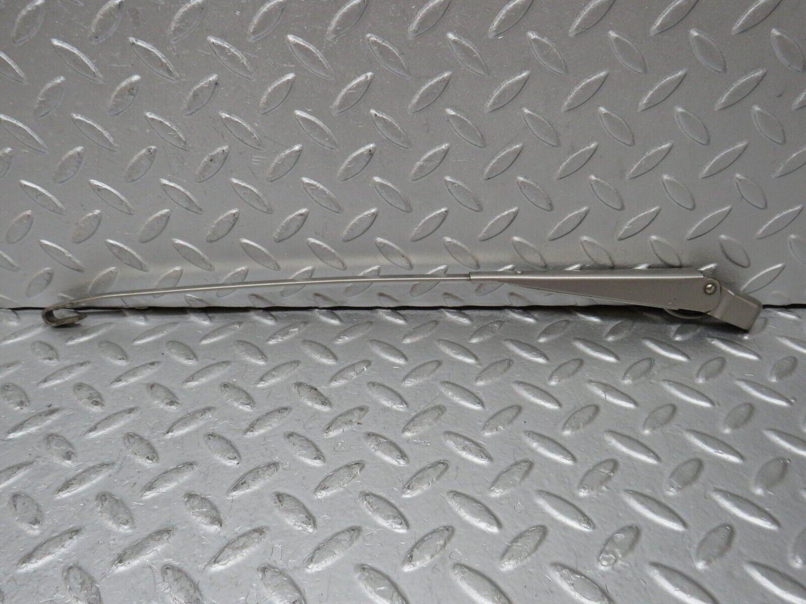 35548 Mercedes-Benz R107 280SL Front Left Windscreen Wiper Arm