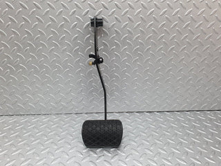 42201 Mercedes-Benz R129 320SL Coupe Brake Pedal With Rubber 1232910082