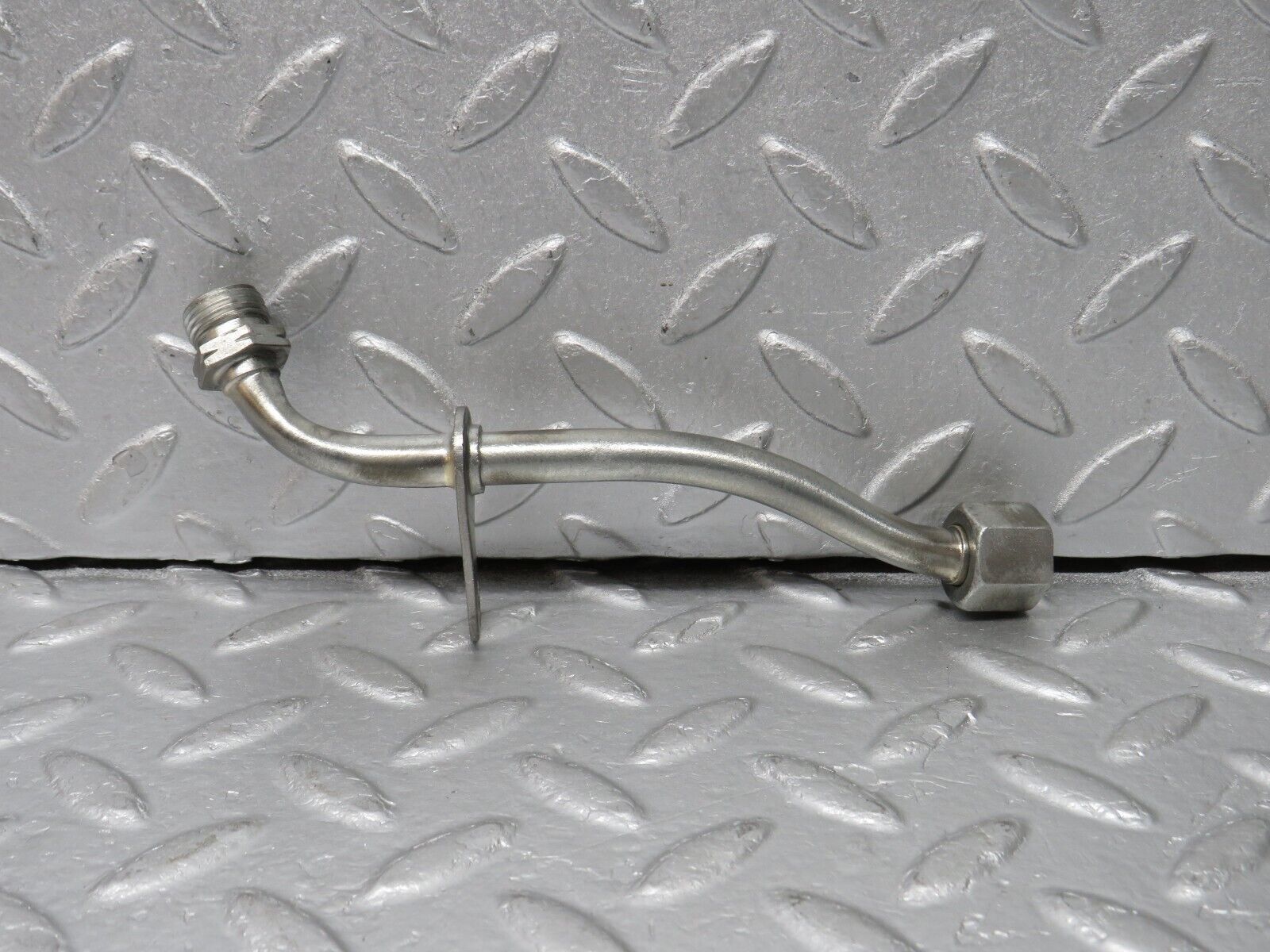 39285 Mercedes-Benz R107 500SL Intake Manifold Brake Servo Pipe