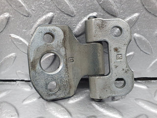 41868 Mercedes-Benz W202 C200 Front Door Hinge Right