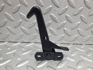 W113 Pagoda bonnet safety latch used OEM