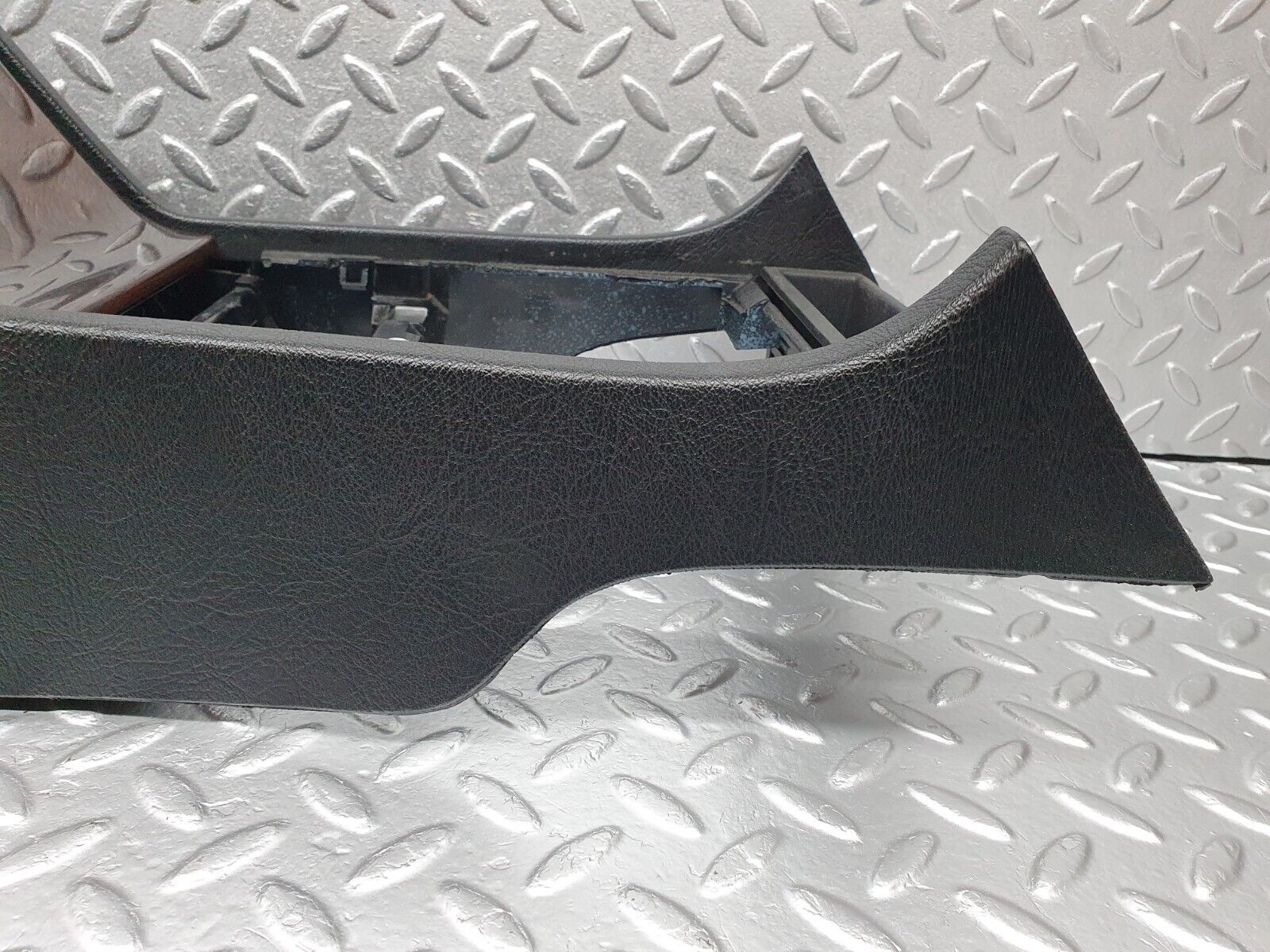 41966 Mercedes-Benz W202 C200 Centre Console Armrest Black 2026801279