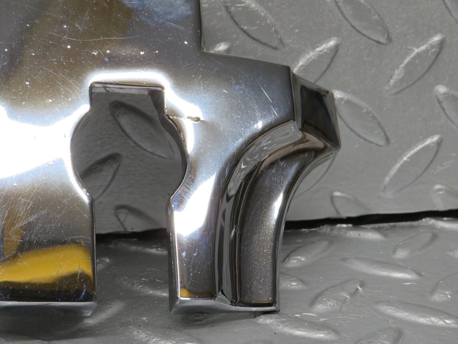 40005 Mercedes-Benz R107 350SL B Pillar Chrome Cover Right 1076930235
