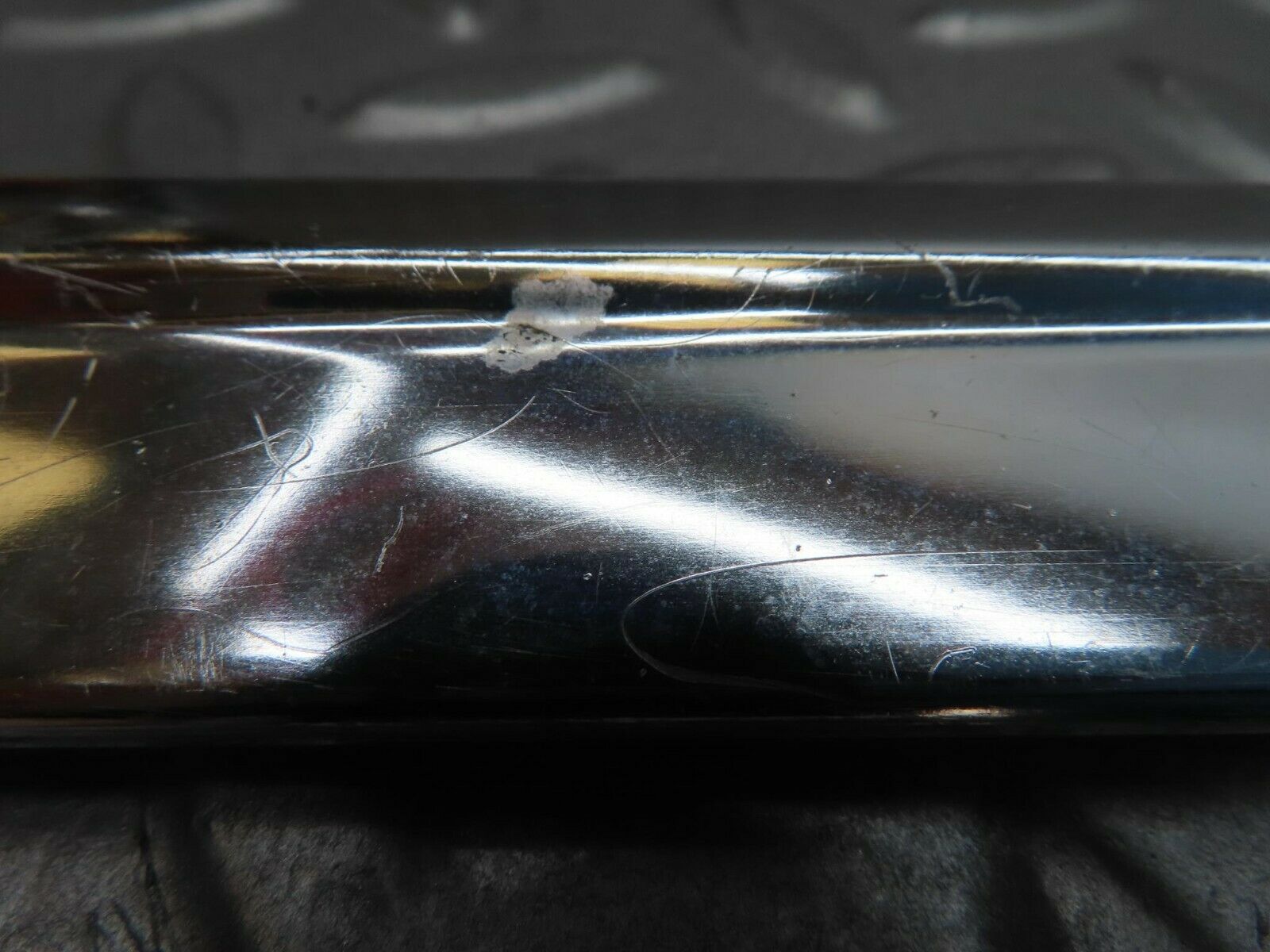 15716 Mercedes-Benz R107 450SL Right Door Chrome Trim