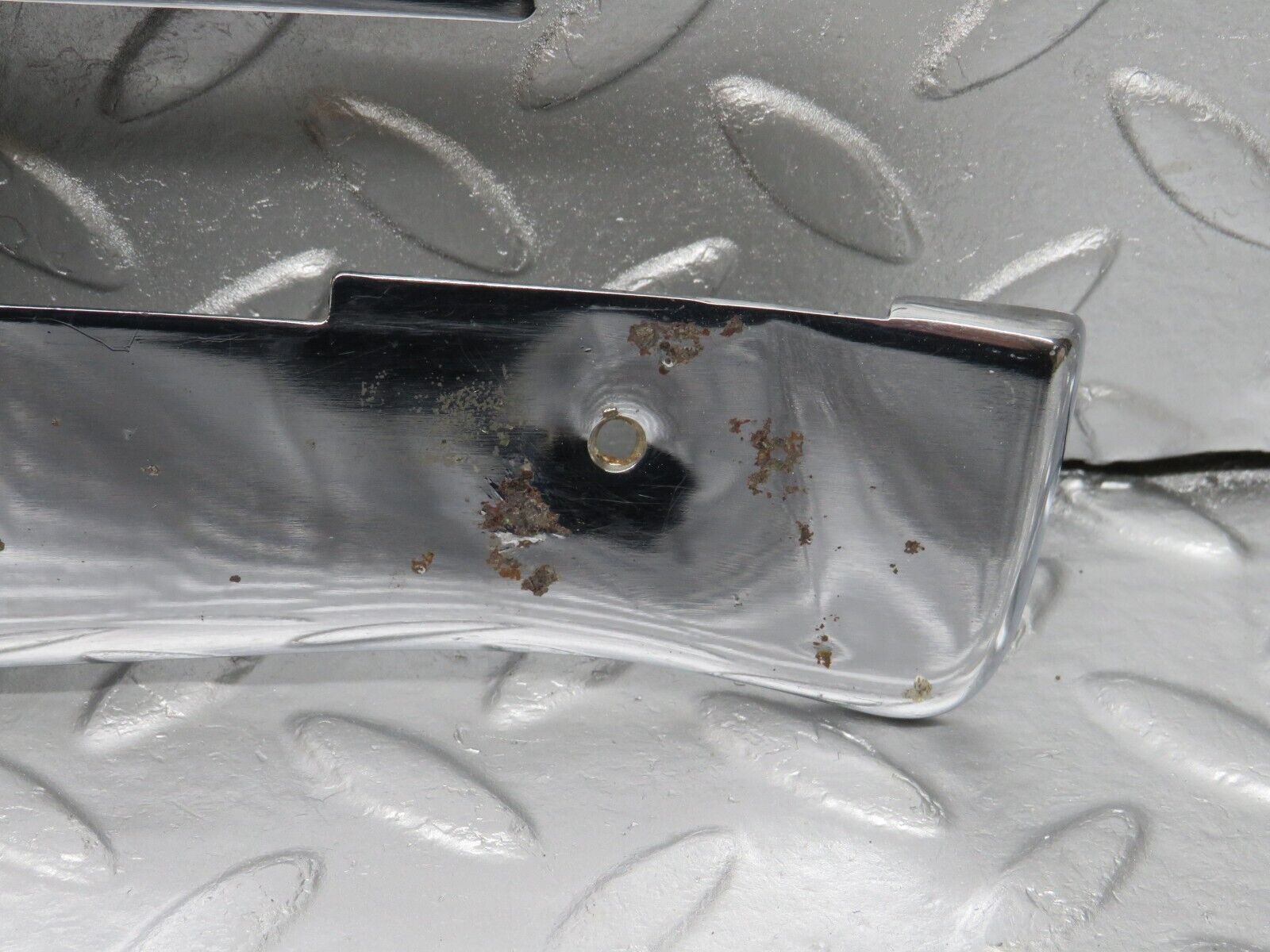 40002 Mercedes-Benz R107 350SL Left Door Chrome Cover