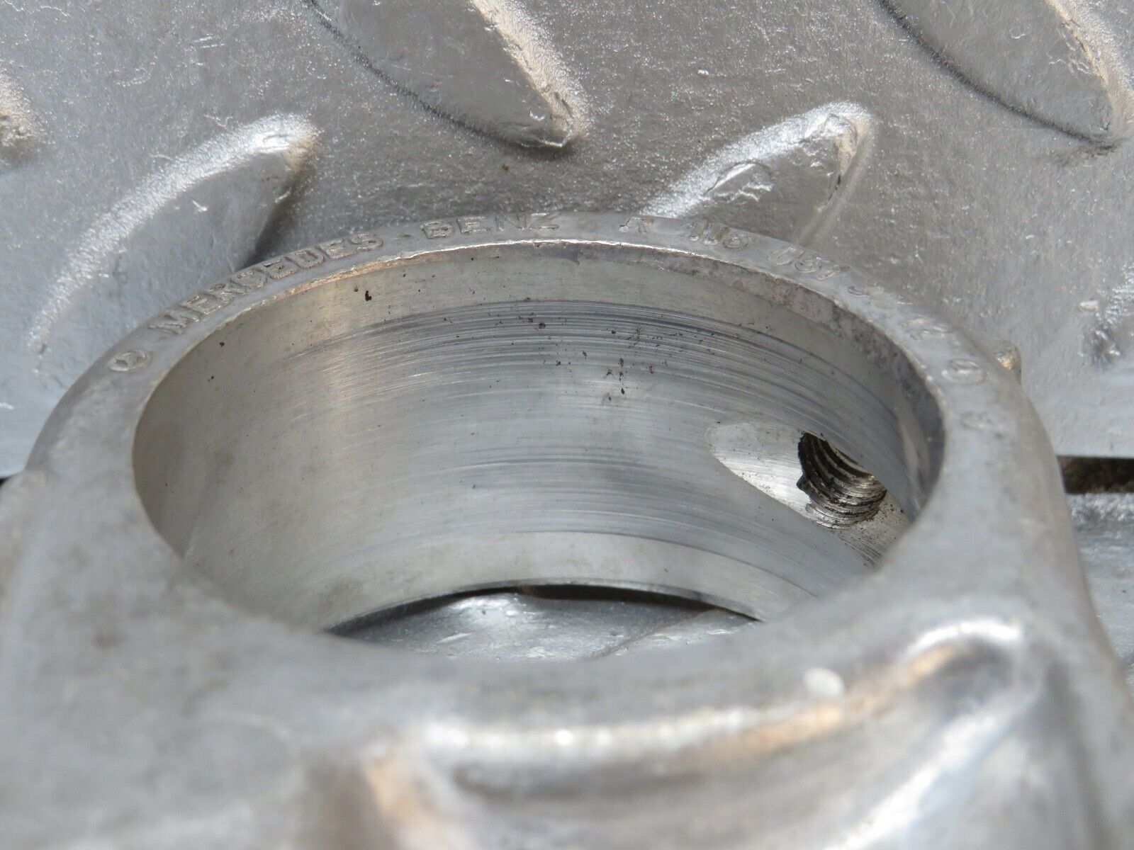 39942 Mercedes-Benz R107 350SL Camshaft Tower Bearing 1160513712