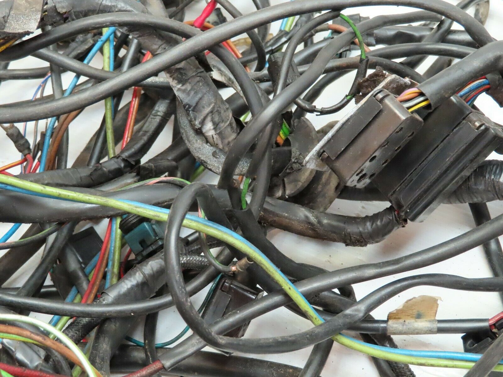 5100 Mercedes-Benz R107 350SL Engine Chassis Body Wire Wiring Harness