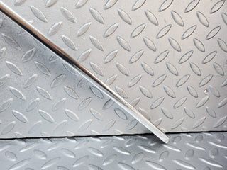 45995 Mercedes-Benz W126 420SE Roof Chrome Trim Right Side