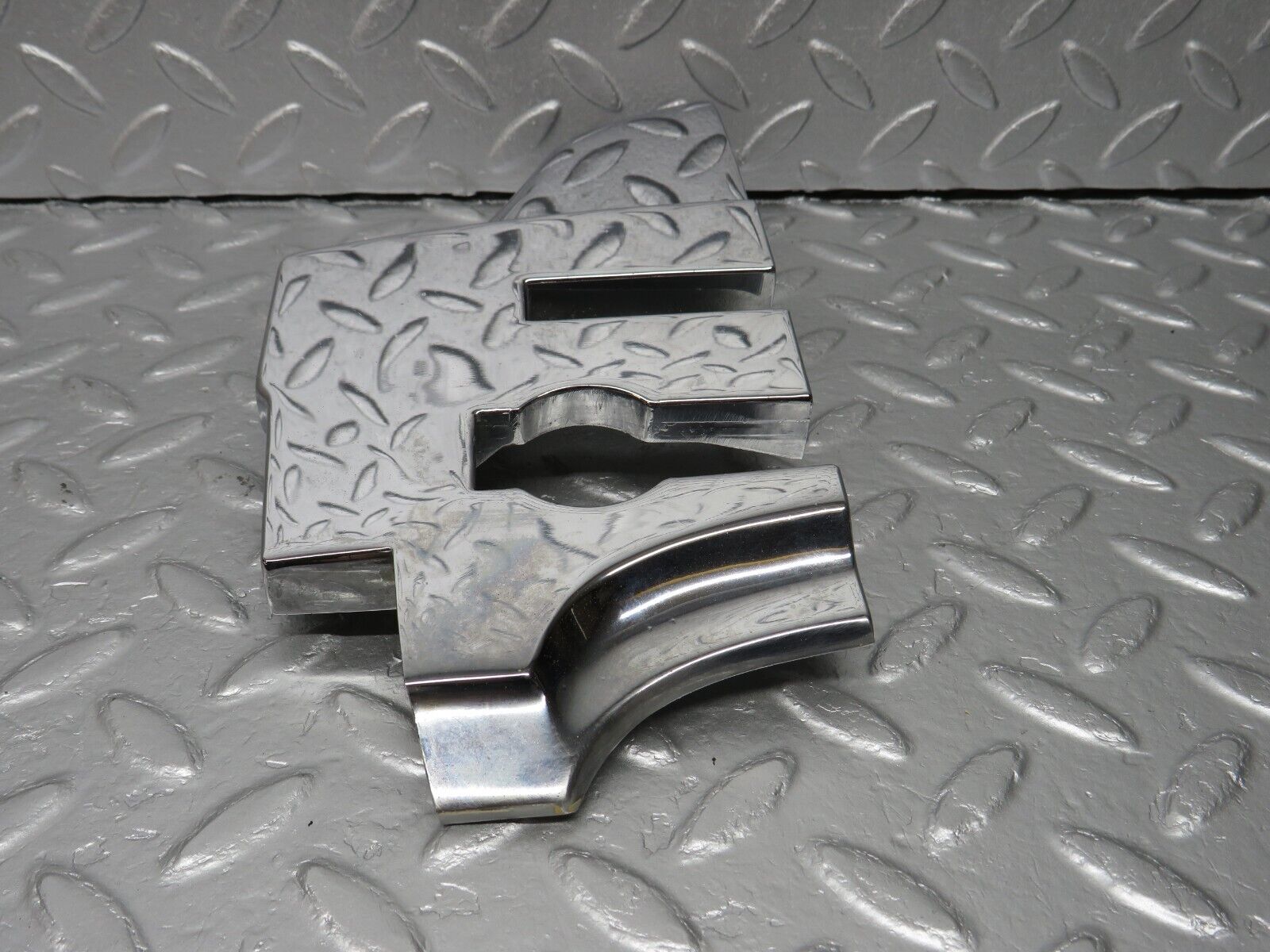 40006 Mercedes-Benz R107 350SL B Pillar Chrome Cover Left 1076930135