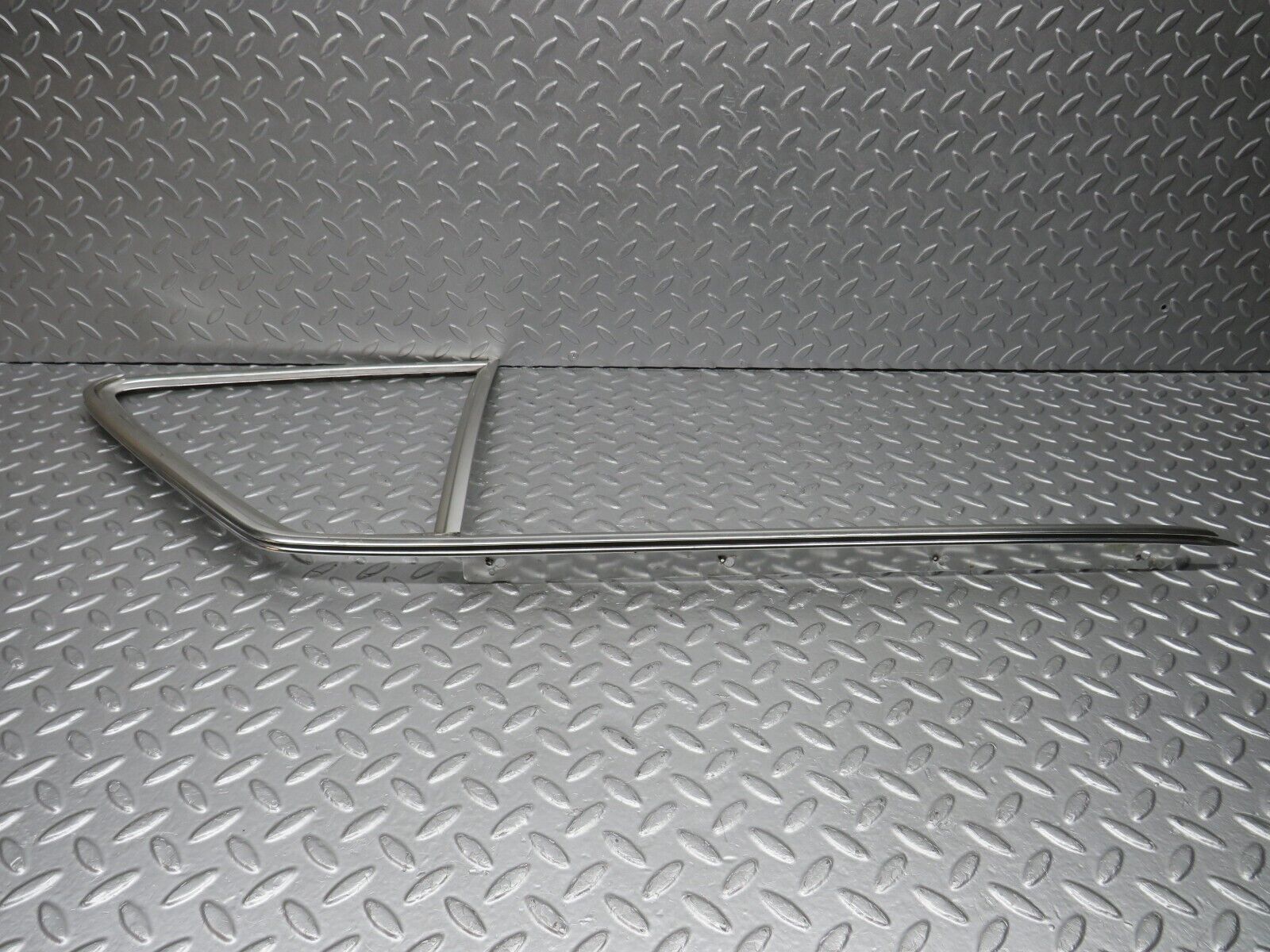 40196 Mercedes-Benz R107 Hardtop Side Window Chrome Moulding Trim Left