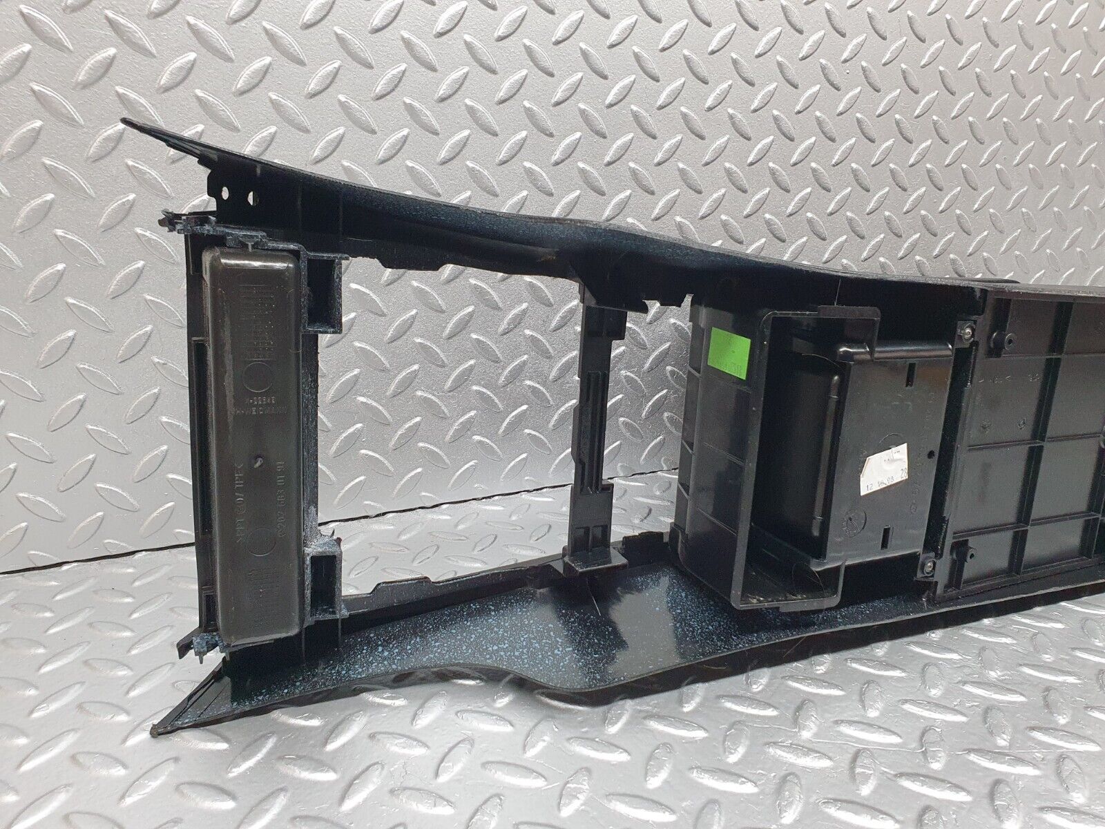 41966 Mercedes-Benz W202 C200 Centre Console Armrest Black 2026801279