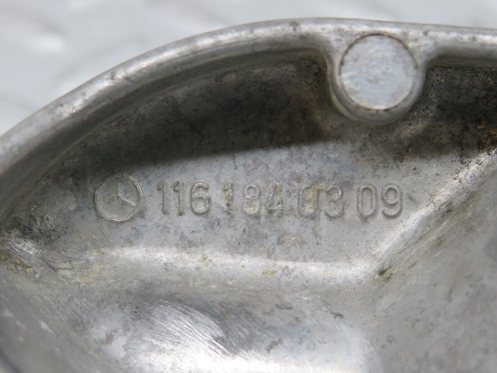 32964 Mercedes-Benz C107 R107 450 V8 Oil Filter Housing 1161840309