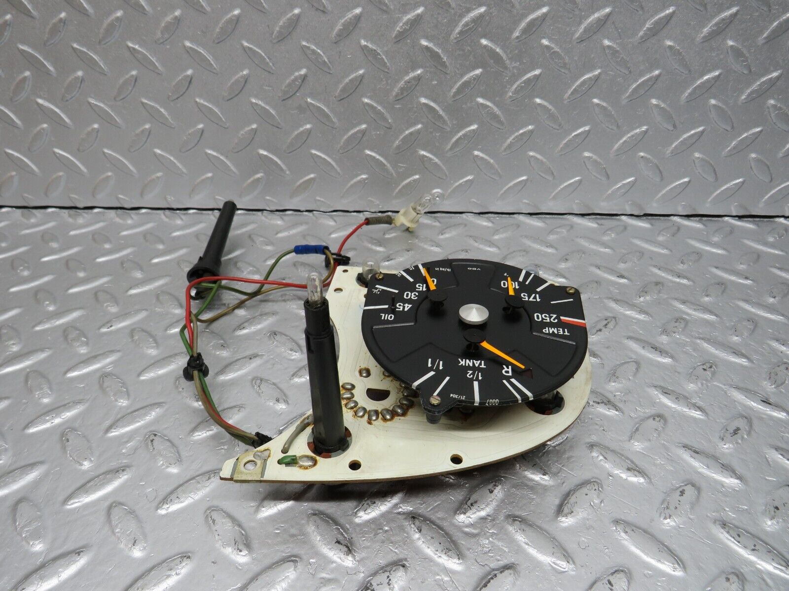40107 Mercedes-Benz R107 350SL Cluster Fuel Temp Oil Gauge 88481022