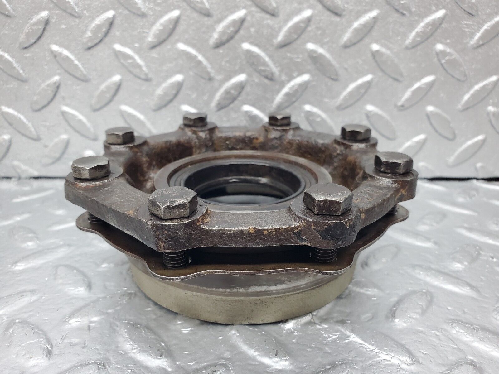 45525 Mercedes-Benz C126 380SEC Coupe Rear Differential Axle Cover 1163530106