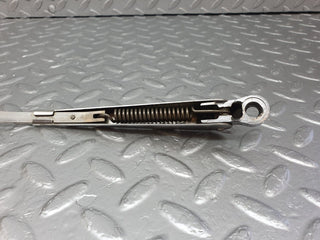 W108 windscreen wiper arm right side used OEM