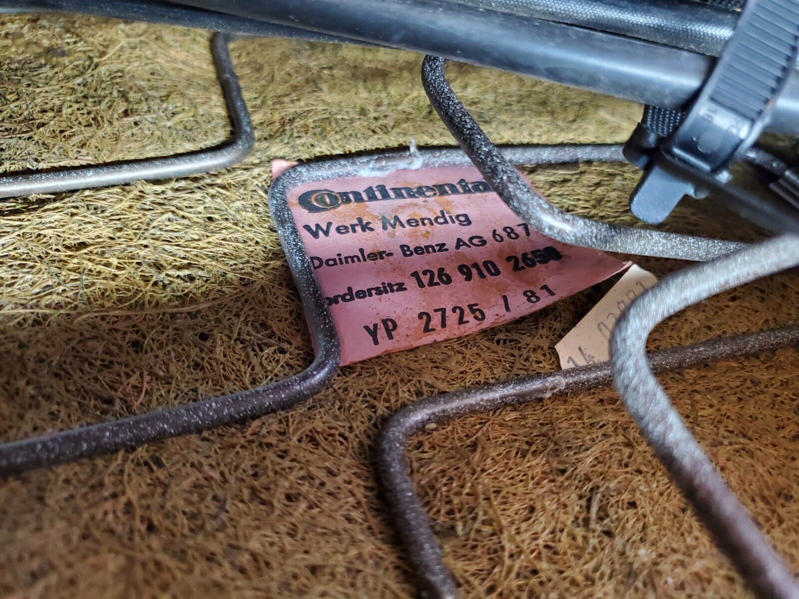 45869 Mercedes-Benz W126 420SE Front Left Electric Seat Leather Beige 1269102650