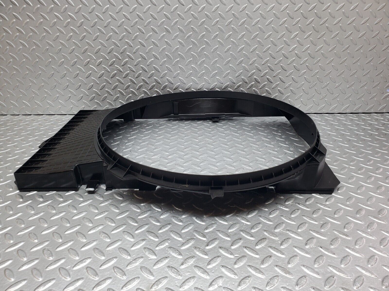45253 Mercedes-Benz R129 300SL Coupe Radiator Fan Shroud Fan Cover 1295050155 1295000055 1295050055