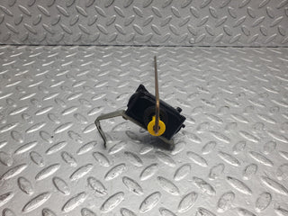 W126 Coupe fuel tank flap cap vacuum actuator used OEM