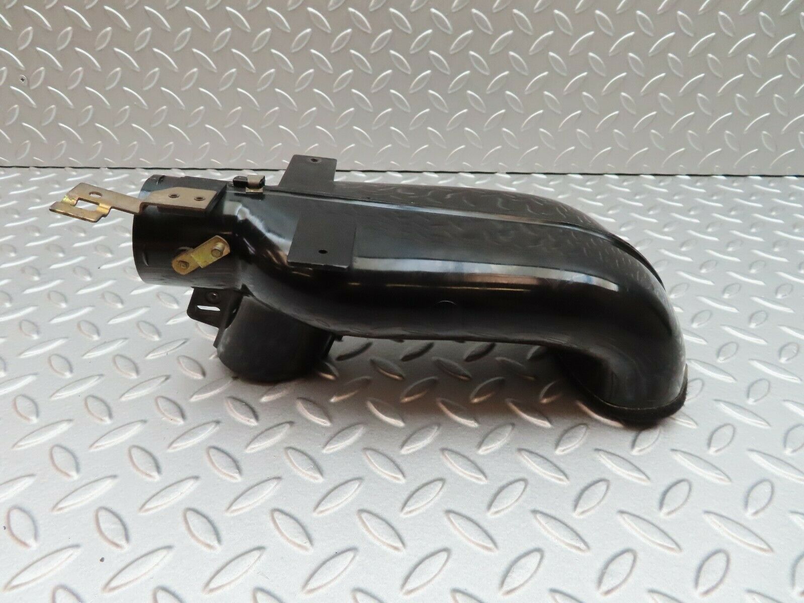 5002 Mercedes-Benz R107 350SL Heater Air Duct