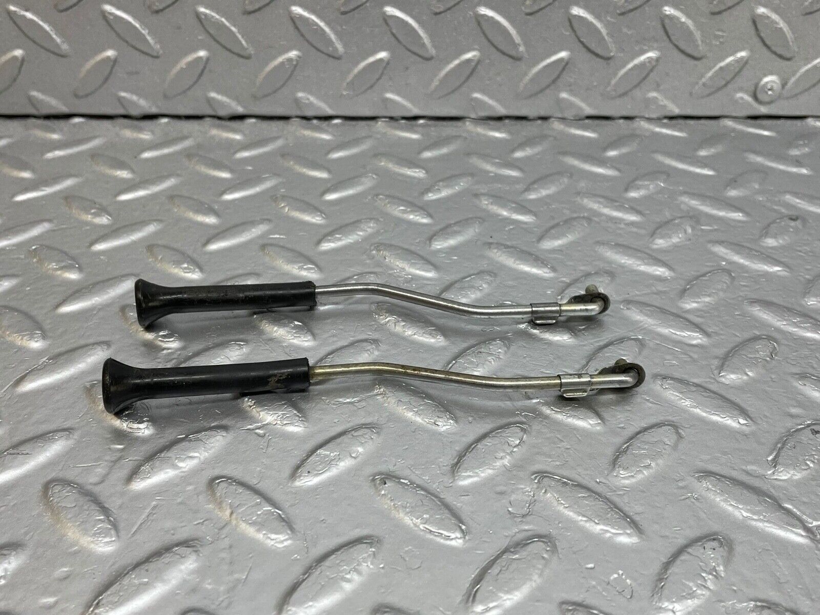 42719 Mercedes-Benz W108 280SE Front Door Lock Knob Pair