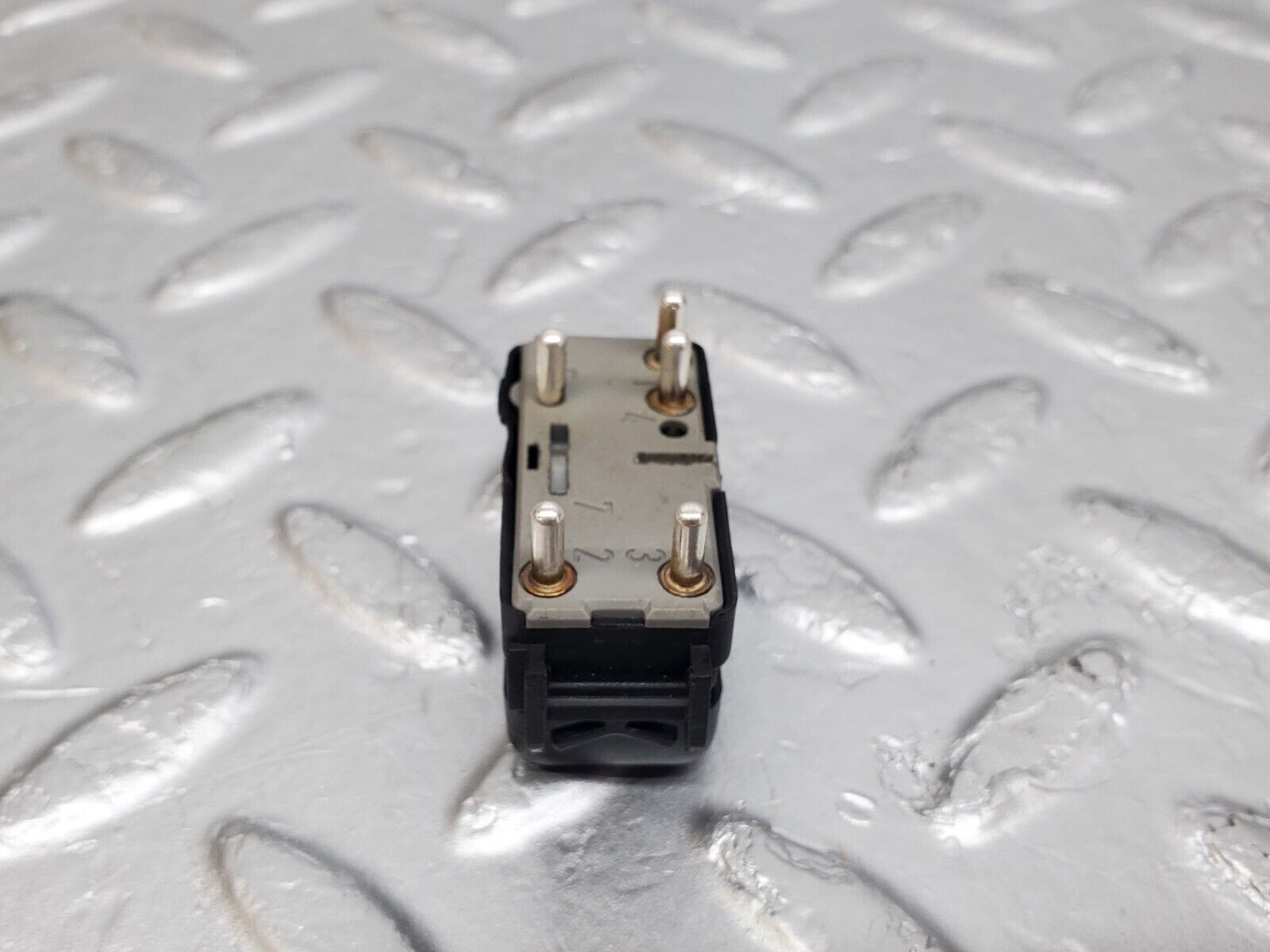44711 Mercedes-Benz W124 220E Electric Window Switch Right Side 1248209010
