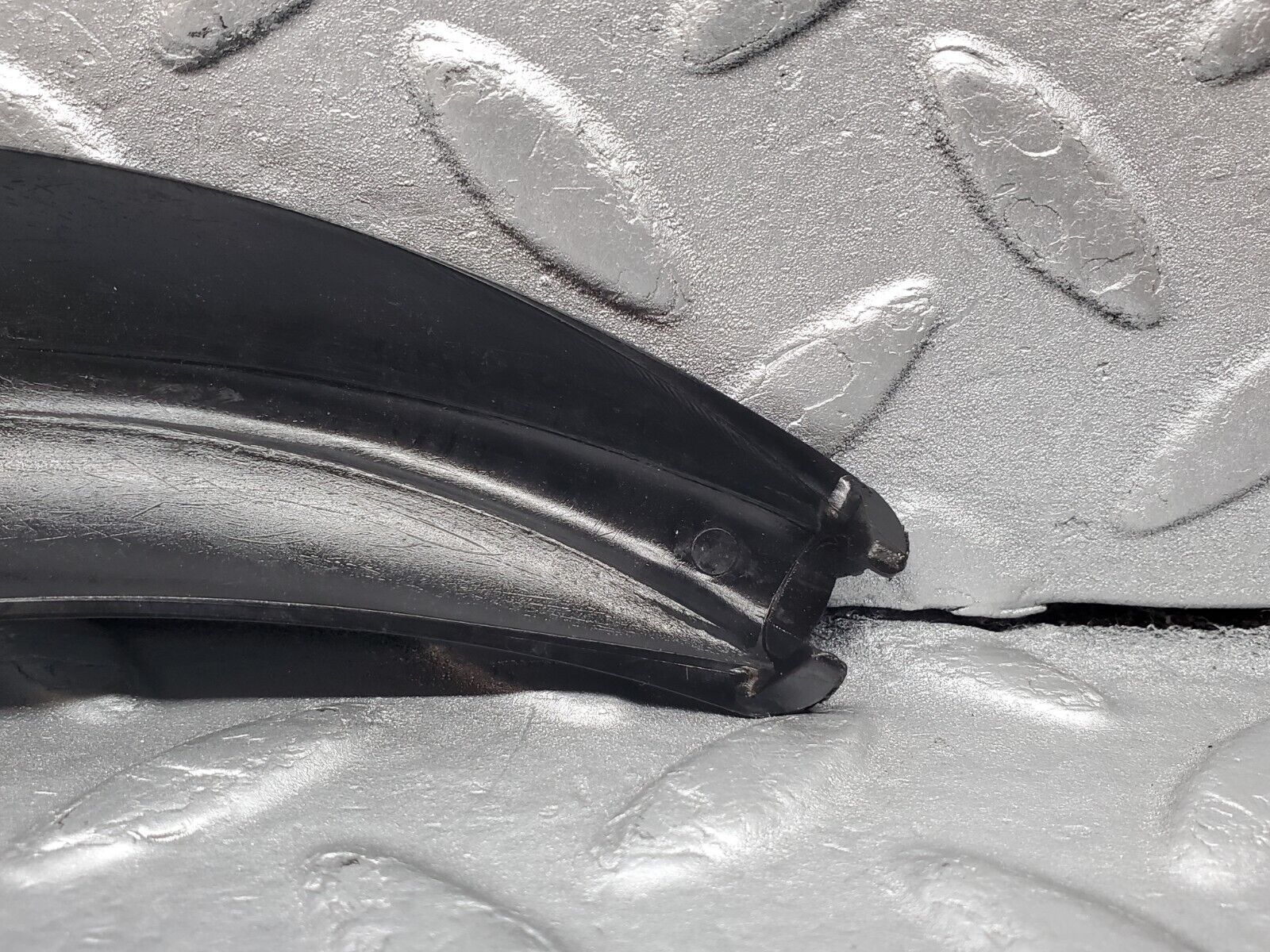 45879 Mercedes-Benz W126 420SE Sunroof Cover 1267820256