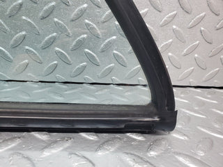 44370 Mercedes-Benz W123 280E Rear Left Quarter Window Glass 1237350124