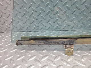 W123 Wagon front right window glass used OEM