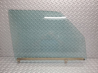 W123 front right door window glass used OEM