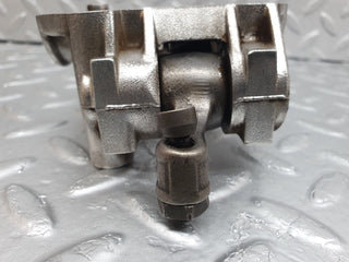 43065 Mercedes-Benz W123 Rocker Arms Camshaft Bearing Block 1020512110