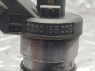 W124 Cabriolet fuel injector used OEM