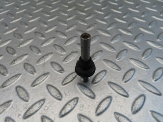 11037 Mercedes-Benz R107 W116 Fuel Injector Bosch 0437502010