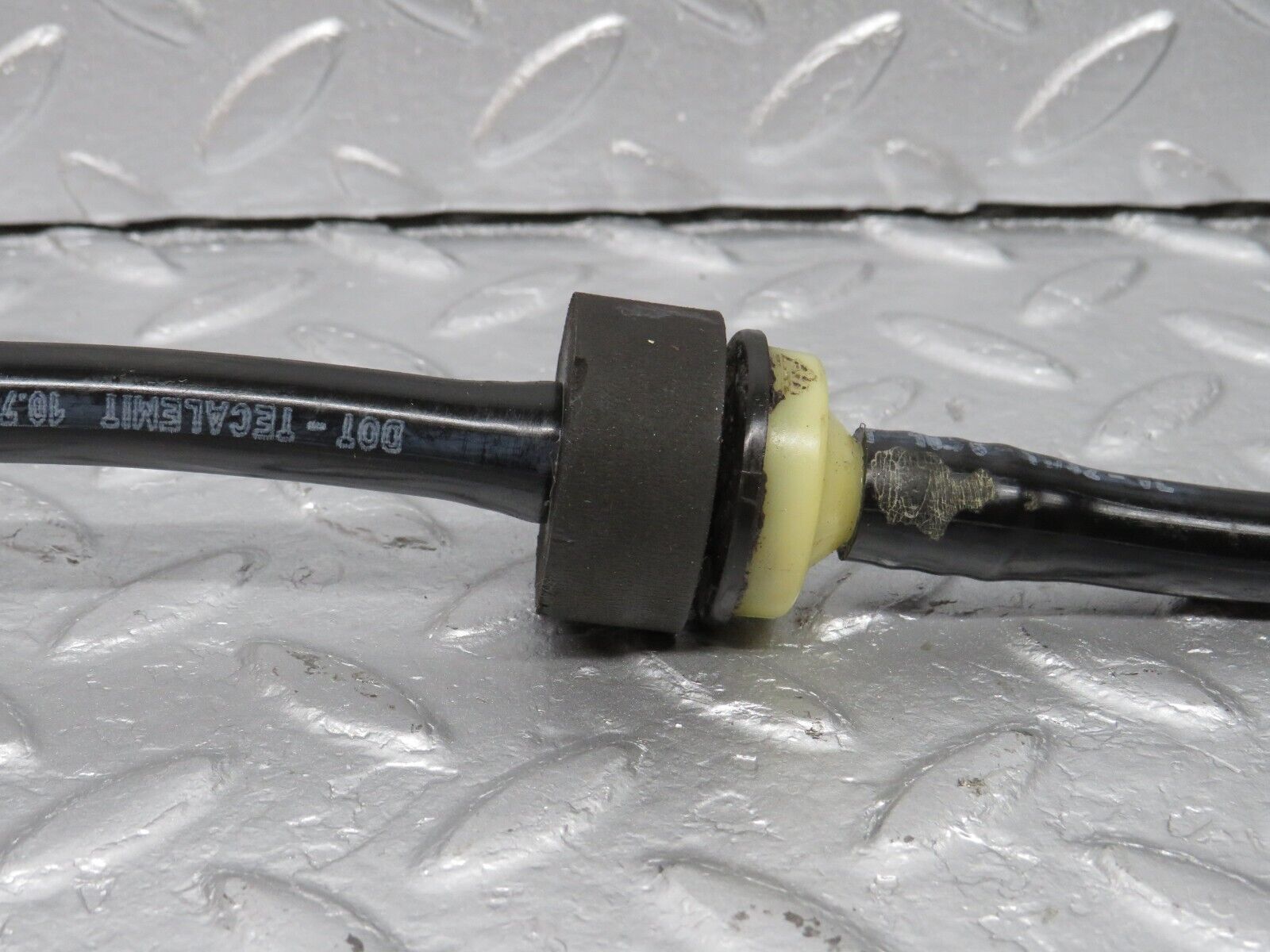 40020 Mercedes-Benz R107 350SL Brake Servo Vacuum Pipe