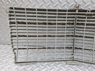 44103 Mercedes-Benz C123 230CE Coupe Bonnet Grill