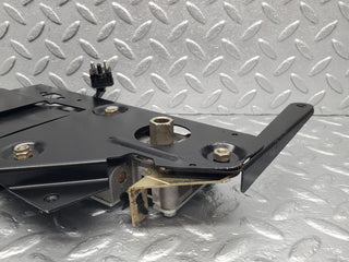 46469 Mercedes-Benz C123 280CE Coupe Sunroof Motor With Bracket 0008202807