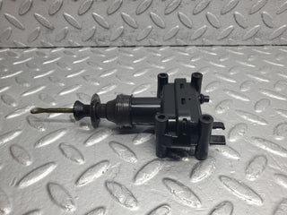 W124 Wagon door lock vacuum actuator rear used OEM